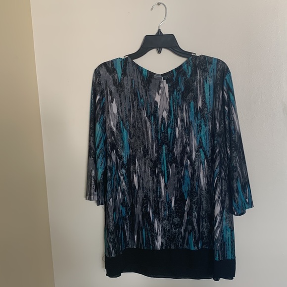 3/4 sleeve multi colour blouse - Picture 3 of 5